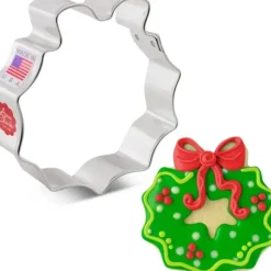 CHRISTMAS WREATH COOKIE CUTTER - cozylivehome.com | we sell a wide range of comfortable household items^ Shop All