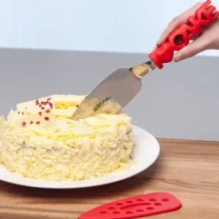 I HEART CAKE SLICER / SERVER - cozylivehome.com | we sell a wide range of comfortable household items^ Shop All