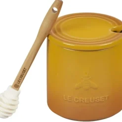 Le Creuset Signature Honey Pot w/ Dipper - cozylivehome.com | we sell a wide range of comfortable household items^ Shop All