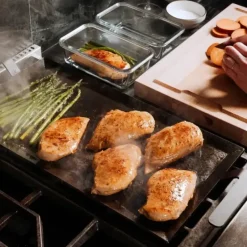 Made in Carbon Steel Griddle - cozylivehome.com | we sell a wide range of comfortable household items^ Shop All