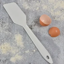 Best NYLON SPATULA/SCRAPER HEAT RESISTANT - cozylivehome.com | we sell a wide range of comfortable household items Shop All