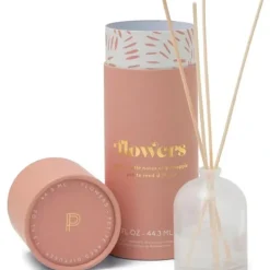 Sale Petite Reed Diffuser - Flowers - cozylivehome.com | we sell a wide range of comfortable household items Shop All
