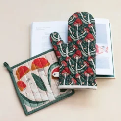 Shop Quilted Cotton Mitt & Pot Holder w/ Mushrooms Pattern - cozylivehome.com | we sell a wide range of comfortable household items Shop All