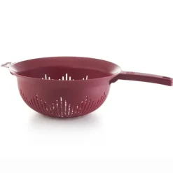 Hot Red Plastic Strainer with handle 9.75in - cozylivehome.com | we sell a wide range of comfortable household items Housewares
