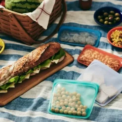 Online Reusable Silicone Snack Bag - cozylivehome.com | we sell a wide range of comfortable household items Shop All