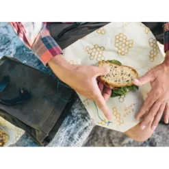 Store Sandwich Bees Wrap - cozylivehome.com | we sell a wide range of comfortable household items Shop All