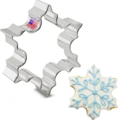 Store SNOWFLAKE 3.5" COOKIE CUTTER - cozylivehome.com | we sell a wide range of comfortable household items Shop All