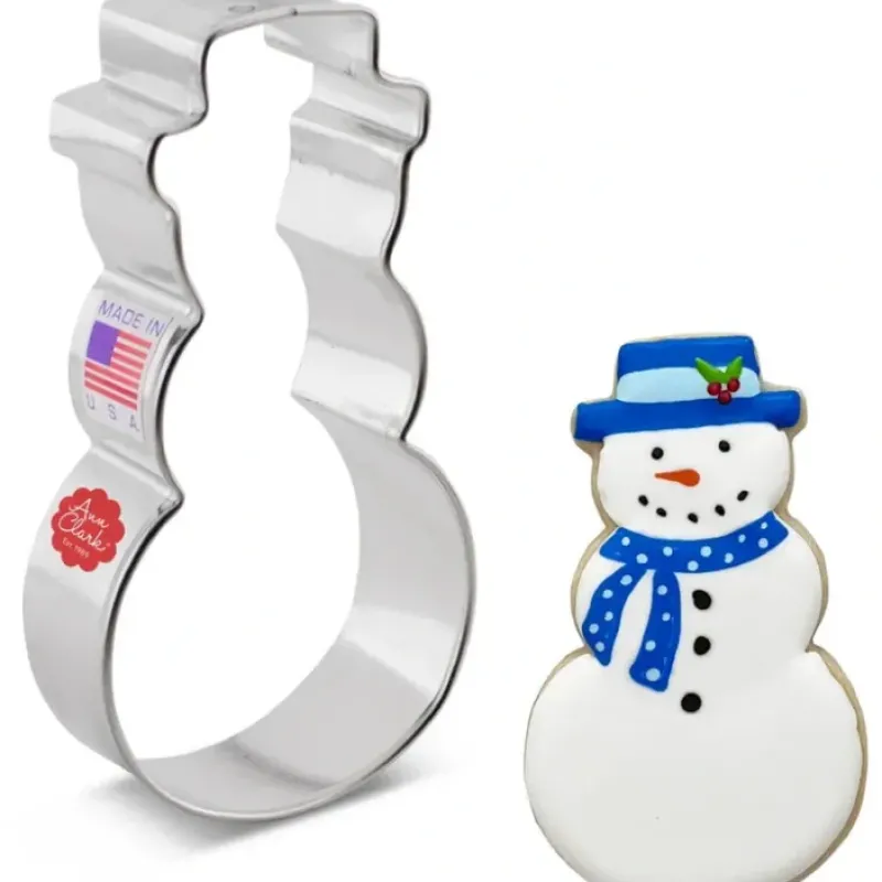 Shop SNOWMAN W/HAT COOKIE CUTTER - cozylivehome.com | we sell a wide range of comfortable household items Shop All