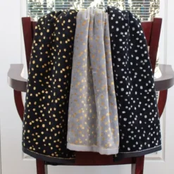 Cheap Spotlight Metallic Grey/Gold Hand Towel - cozylivehome.com | we sell a wide range of comfortable household items Housewares