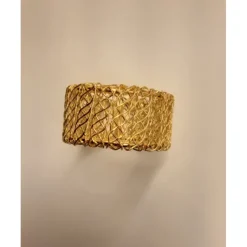 Discount TAJ Wave Napkin Ring -Gold - cozylivehome.com | we sell a wide range of comfortable household items Shop All