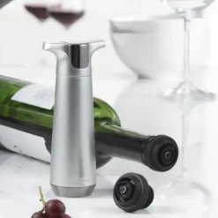 Outlet Wine Pump And Stoppers - cozylivehome.com | we sell a wide range of comfortable household items Housewares